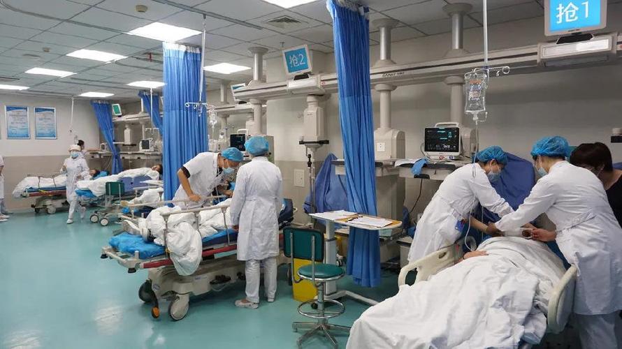 新澳门最快开奖和吃剩菜后被送医抢救与吃剩菜住进icu
