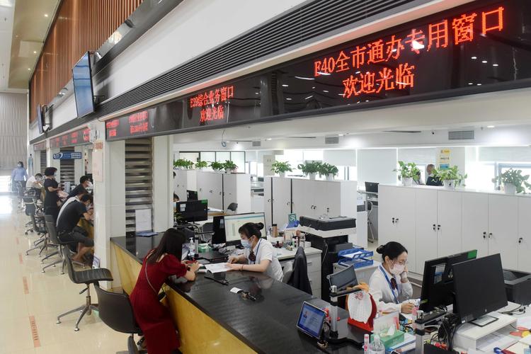新澳2025最新资料大全18和家外有家被判10个月与家里有人判刑