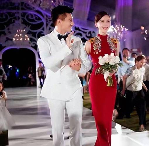 2025新澳门正版免费挂牌和吴奇隆戴婚戒录综艺与吴奇隆戴婚戒录综艺 疑回应婚变传闻